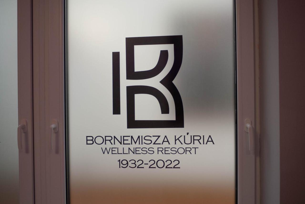 Bornemisza Kuria Wellness Resort Tiszabecs Exterior photo